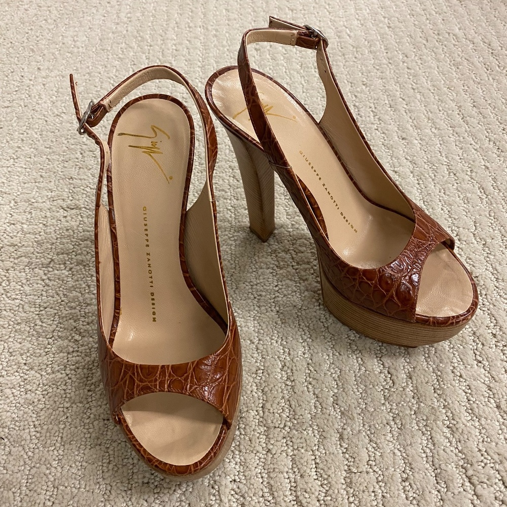 Guiseppe Zanotti Design Wood Platform Crocodile Effect Open Toe Sandal